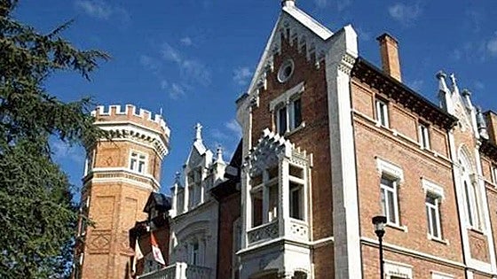 El Palacio de la Isla acoge cinco visitas guiadas durante la Noche Blanca
