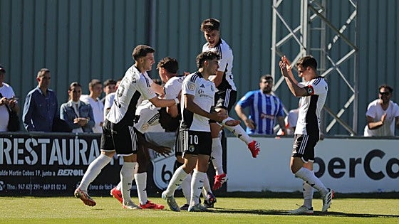 El Burgos CF Promesas da un paso más en su pelea por el ascenso