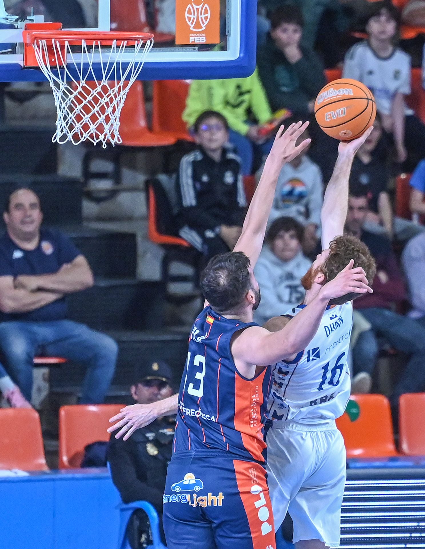 La despedida de playoffs del Tizona ante el Fuenlabrada, en imágenes