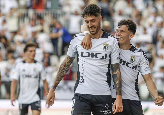 Fer Niño fue el autor de los dos goles del Burgos CF.