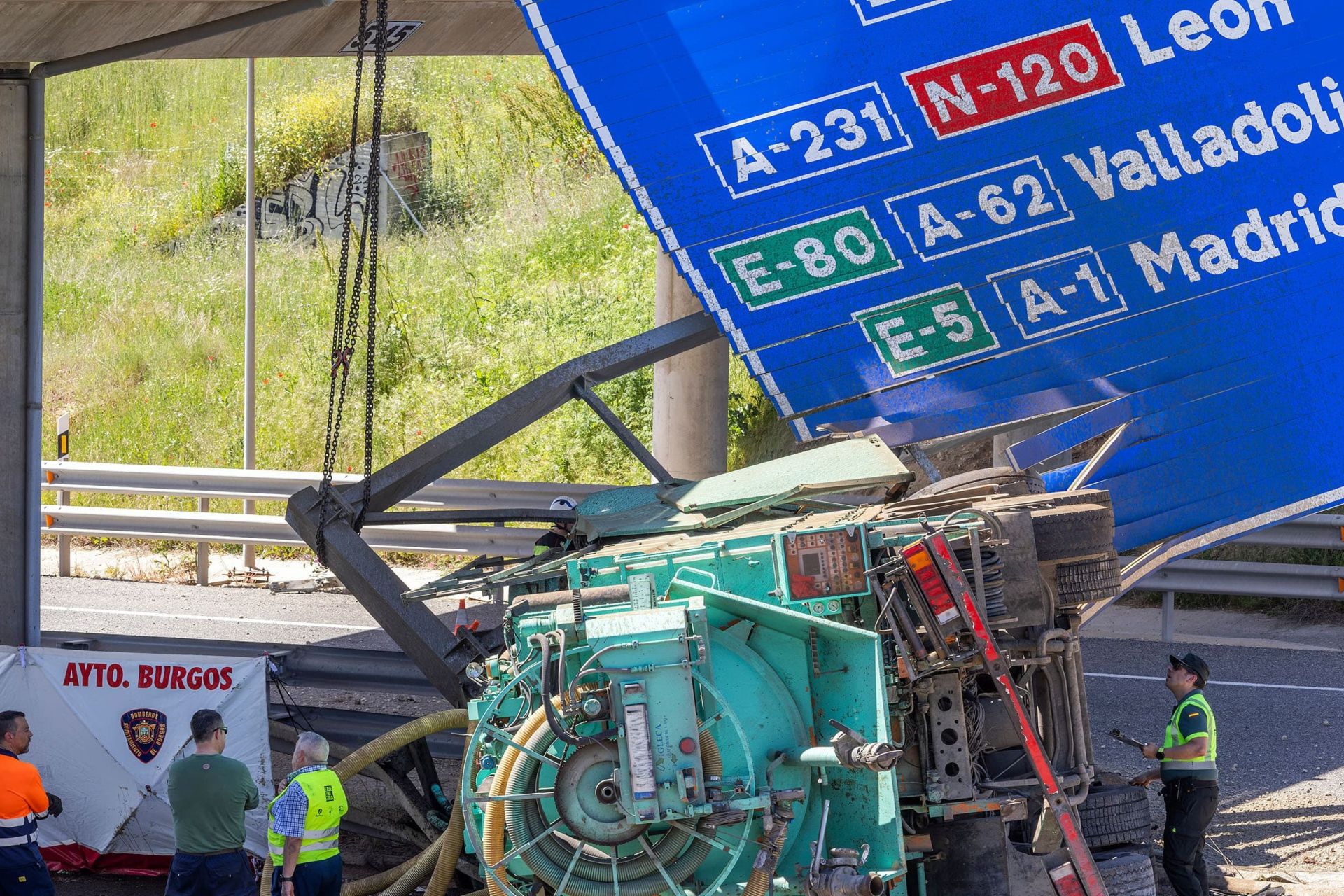 Imágenes del accidente mortal en la circunvalación de Burgos
