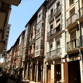 En el número 23 de la calle de la Puebla, donde estuvo la sede esperantista de España entre 1909 y 1912.