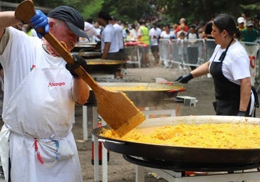 El ensayo para El Curpillos llena la Blanca y reparte 6.000 raciones de paella en Burgos