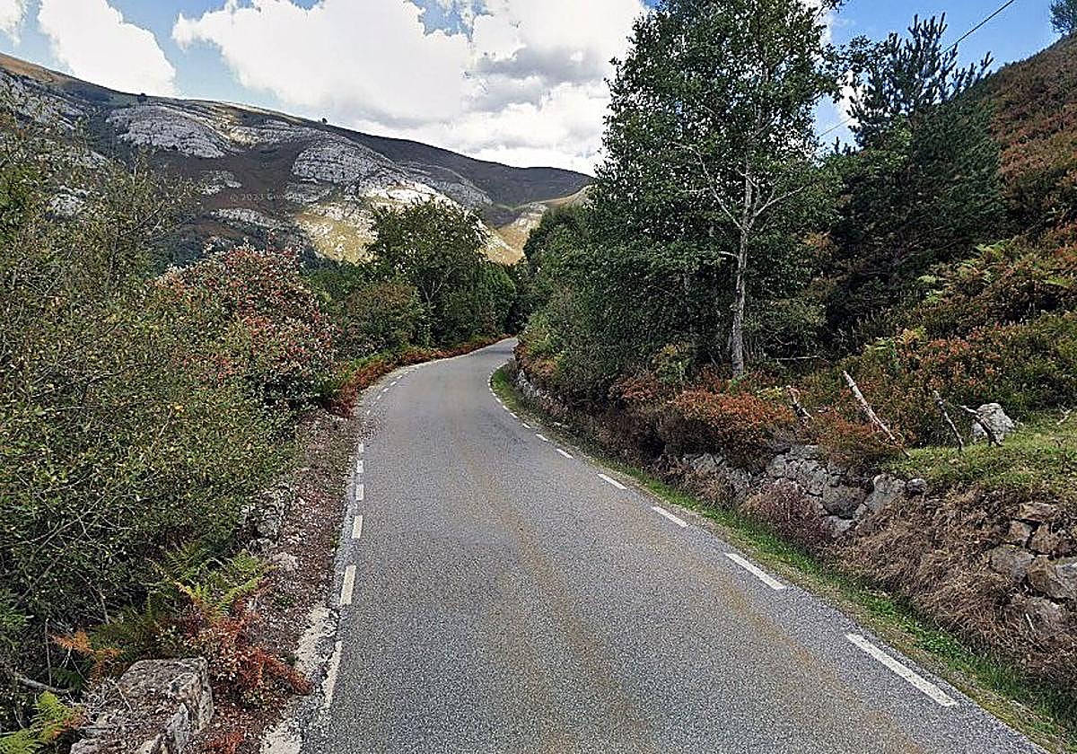 Punto kilométrico cercano al lugar del accidente mortal en Burgos.