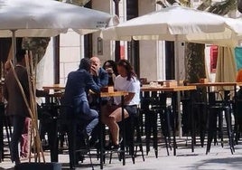 Imagen de archivo de la terraza de un bar en Burgos.
