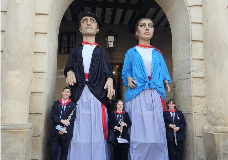 La Banda de Música actuó en un pregón muy secundado por los mirandeses