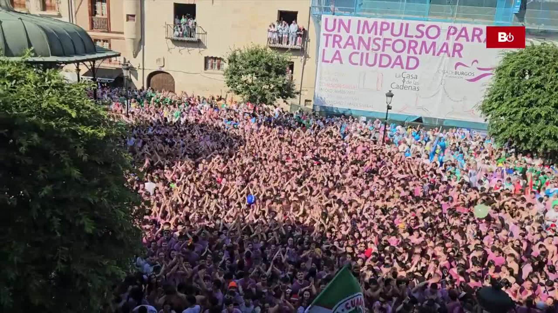 El Bombazo da el arranque oficioso de las fiestas de San Juan del Monte de Miranda