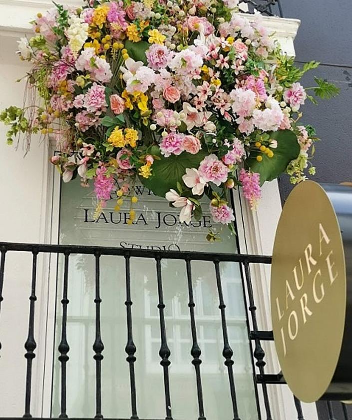 Imagen secundaria 2 - El arte de crear joyas y la magia de transformarlas en tesoros eternos