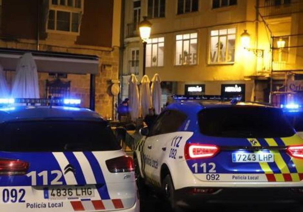Imagen de archivo de patrullas de la Policía Local de Burgos.