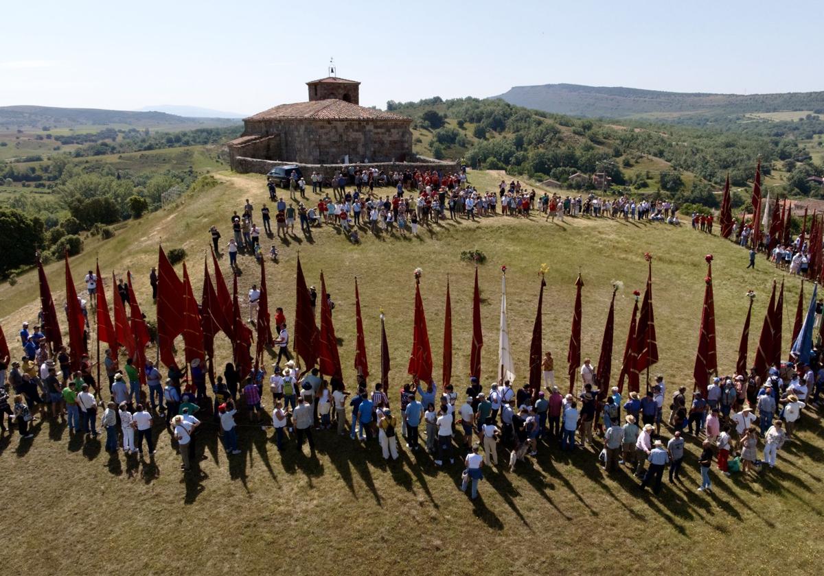Los pendones se han reunido en Torrelara.