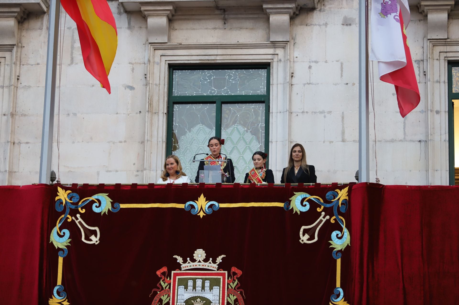 Así ha sido la proclamación de las reinas y damas de los Sampedros 2025