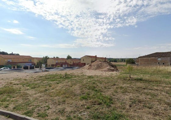 Zona donde se situará la pista de pádel cubierta.