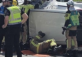 Estado en el que quedó el vehículo tras el vuelco.