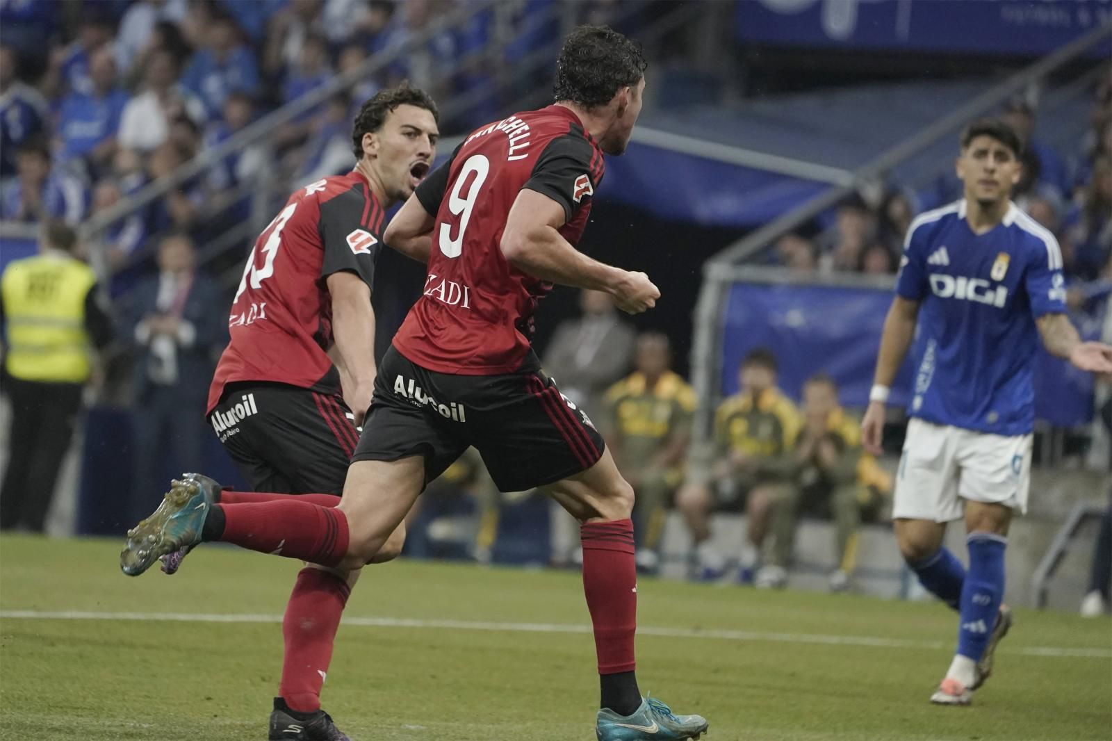 Las mejores imágenes del partido del Mirandés en Oviedo