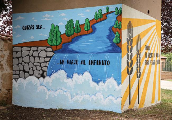 Murales pintados para el Santillaland en Santillán del Agua