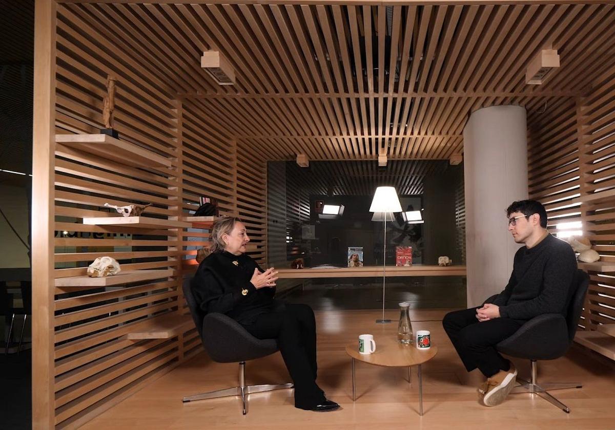 El primer episodio está protagonizado por Ángela Nieto que charlará con Samuel Pérez.