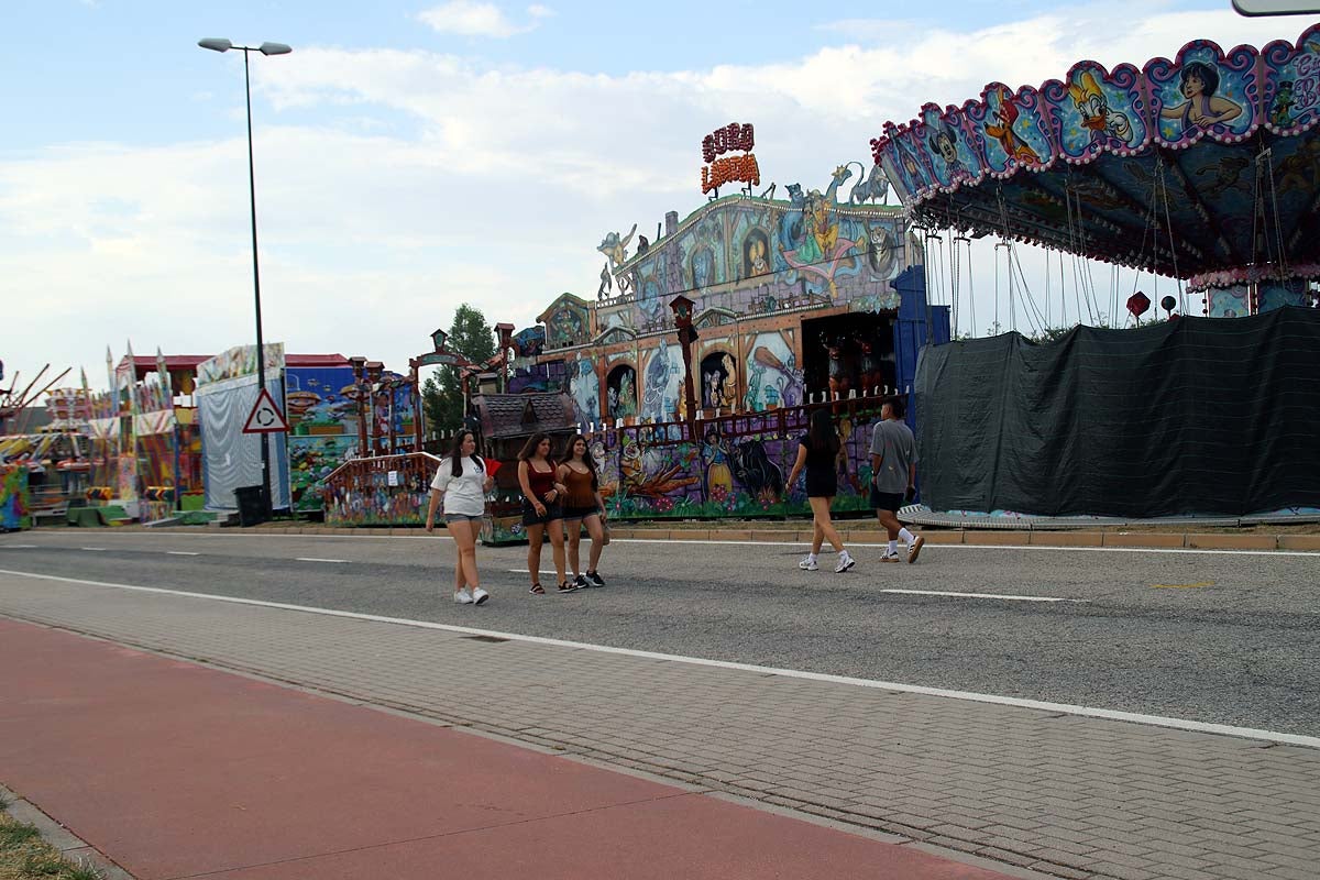 Así ha sido el cierre de protesta de la feria de atracciones de los Sampedros de Burgos