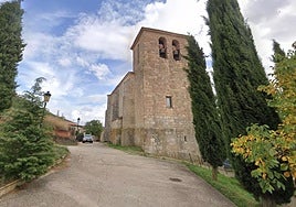 Calle de la Iglesia en Modúbar de la Cuesta.