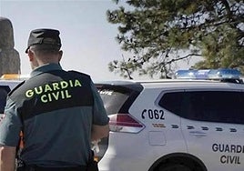 La Guardia Civil de Burgos investiga el aacidente mortal de un motorista.