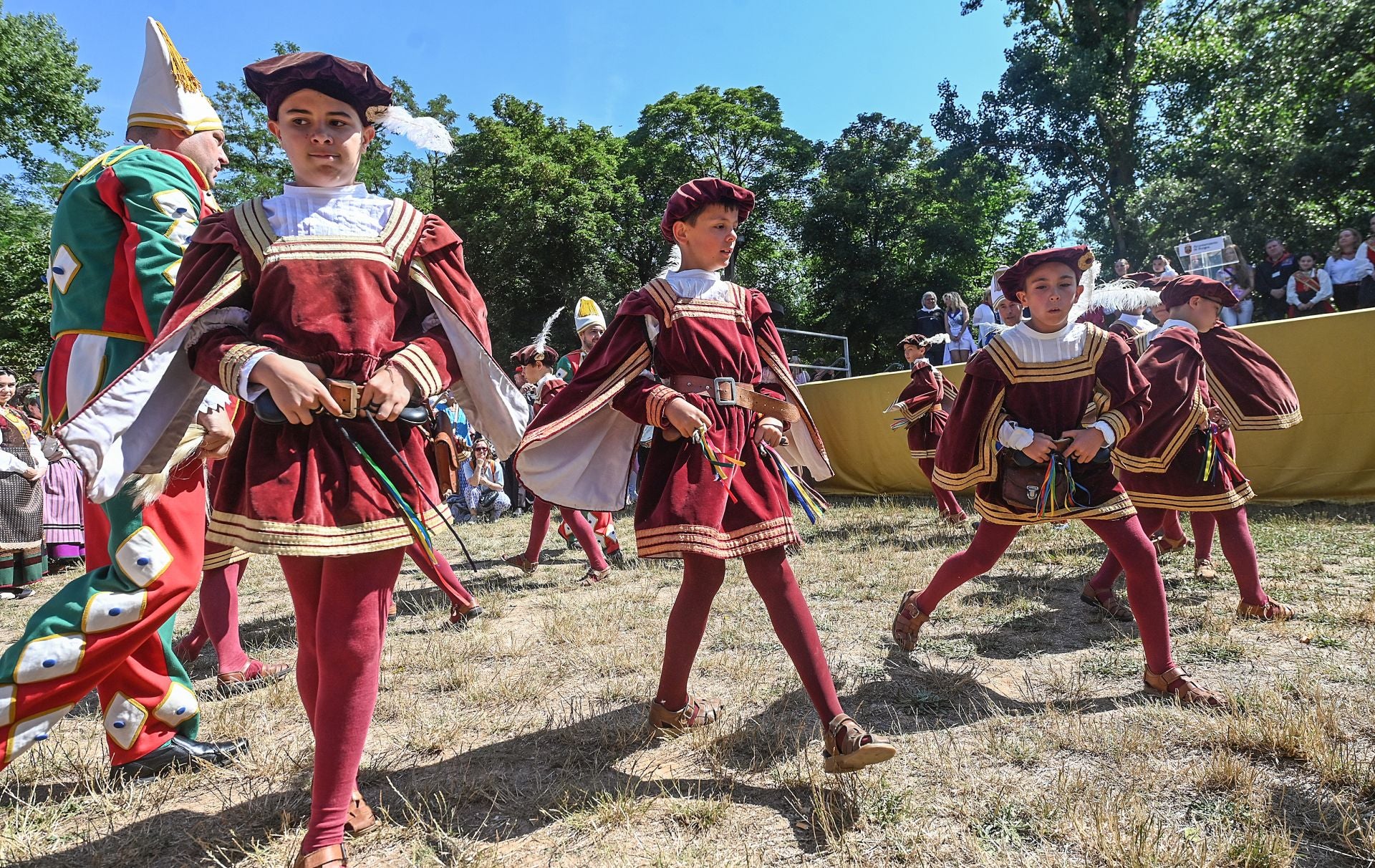 Buros apura las fiestas con el Día de las Peñas