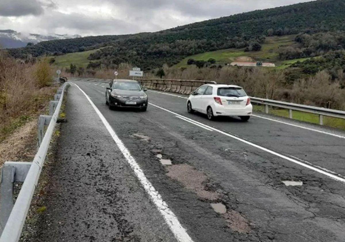 Estado de la carretera CL-629 en el Valle de Mena.