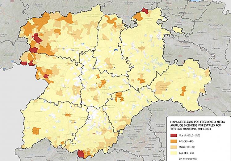 Mapa de peligro por frecuencia de IF por término municipal, incendios del 2014-2023.
