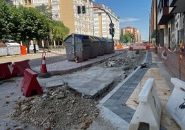 Obras en Avenida de la Constitución.