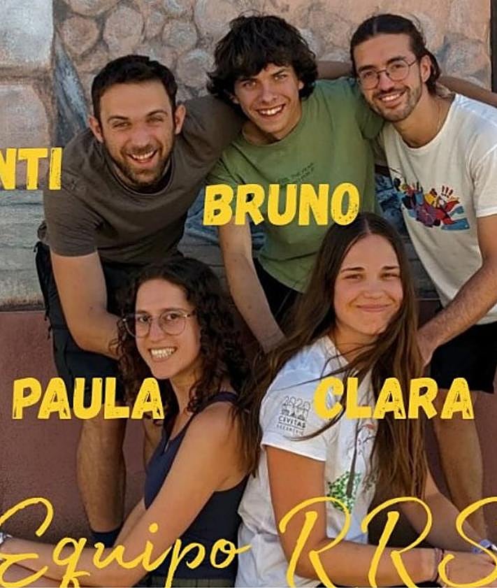 Imagen secundaria 2 - Los participantes de la ruta por Burgos de este año de Rural Forks. 