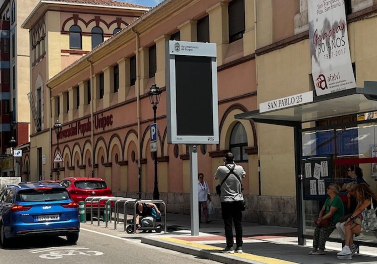 Señal informativa de la ZBE en Burgos.