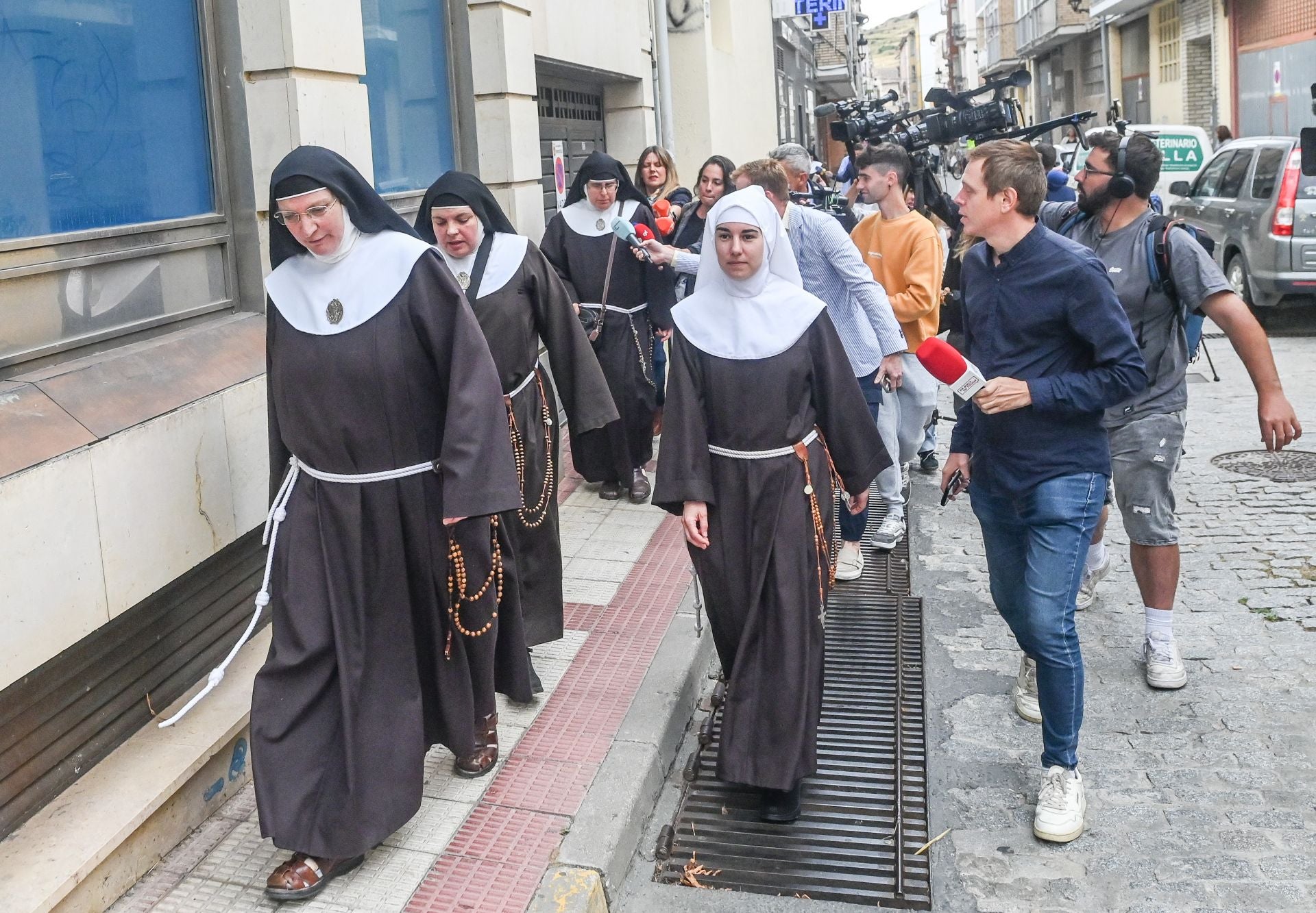 Las imágenes de las monjas cismáticas de Belorado en el día del juicio por desahucio