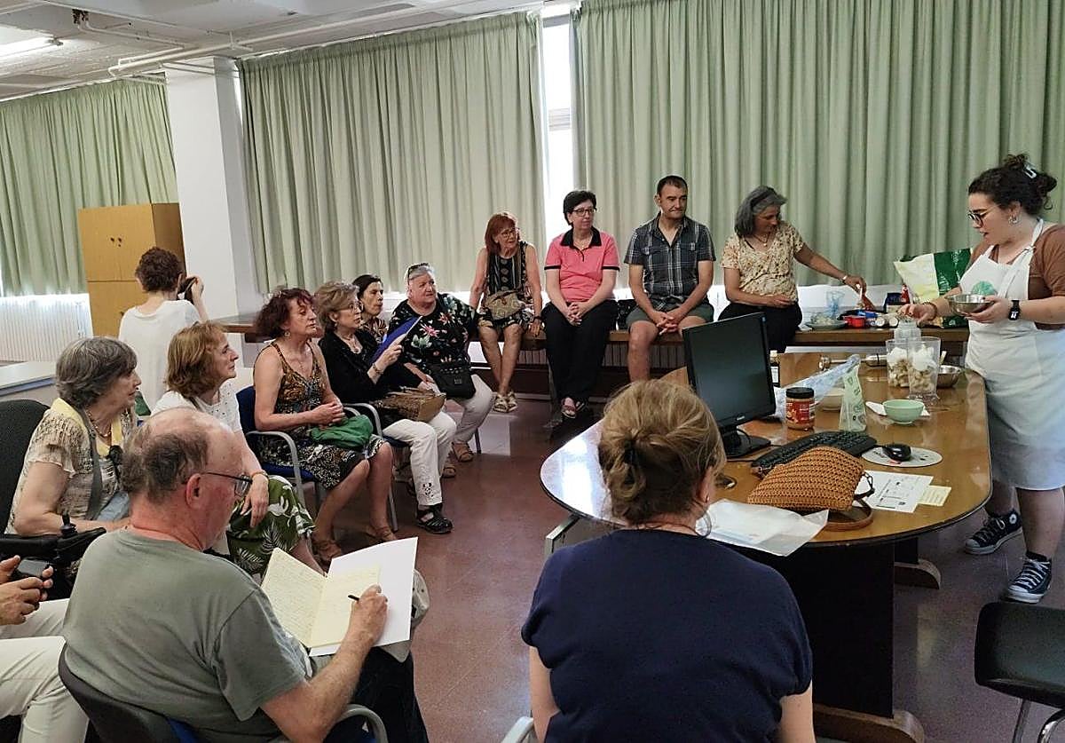 Imagen principal - 60.000 participantes en las actividades ambientales organizadas por UBUverde