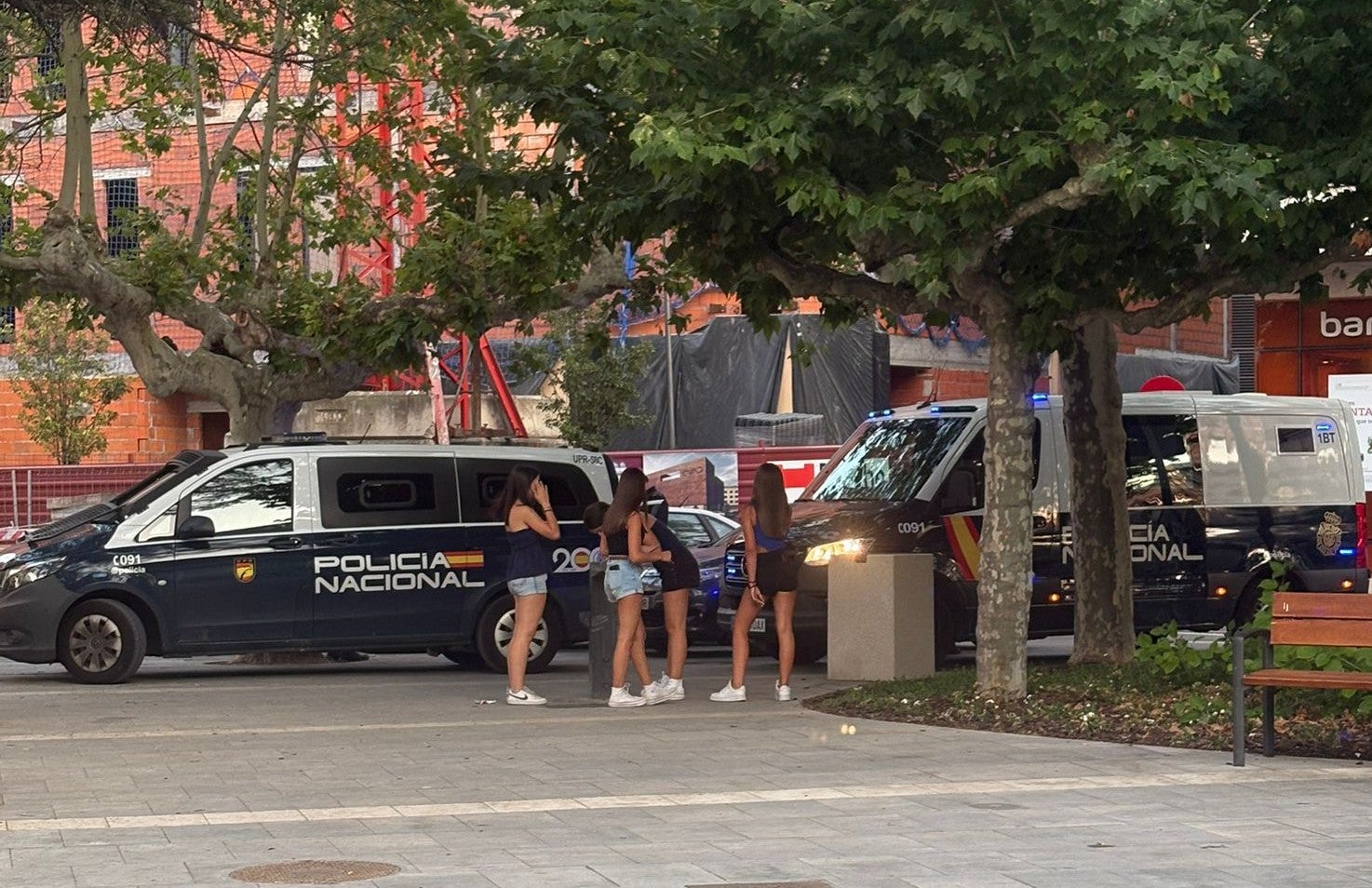 Así ha sido en imágenes la operación policial que ha sorprendido a Aranda