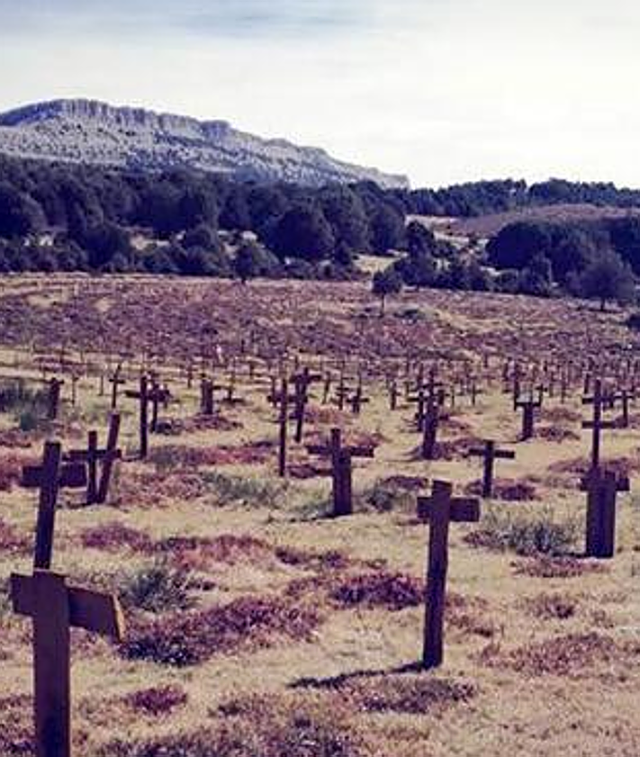 Imagen secundaria 2 - Imágenes de archivo de Sad Hill, de la película «El bueno, el feo y el malo»