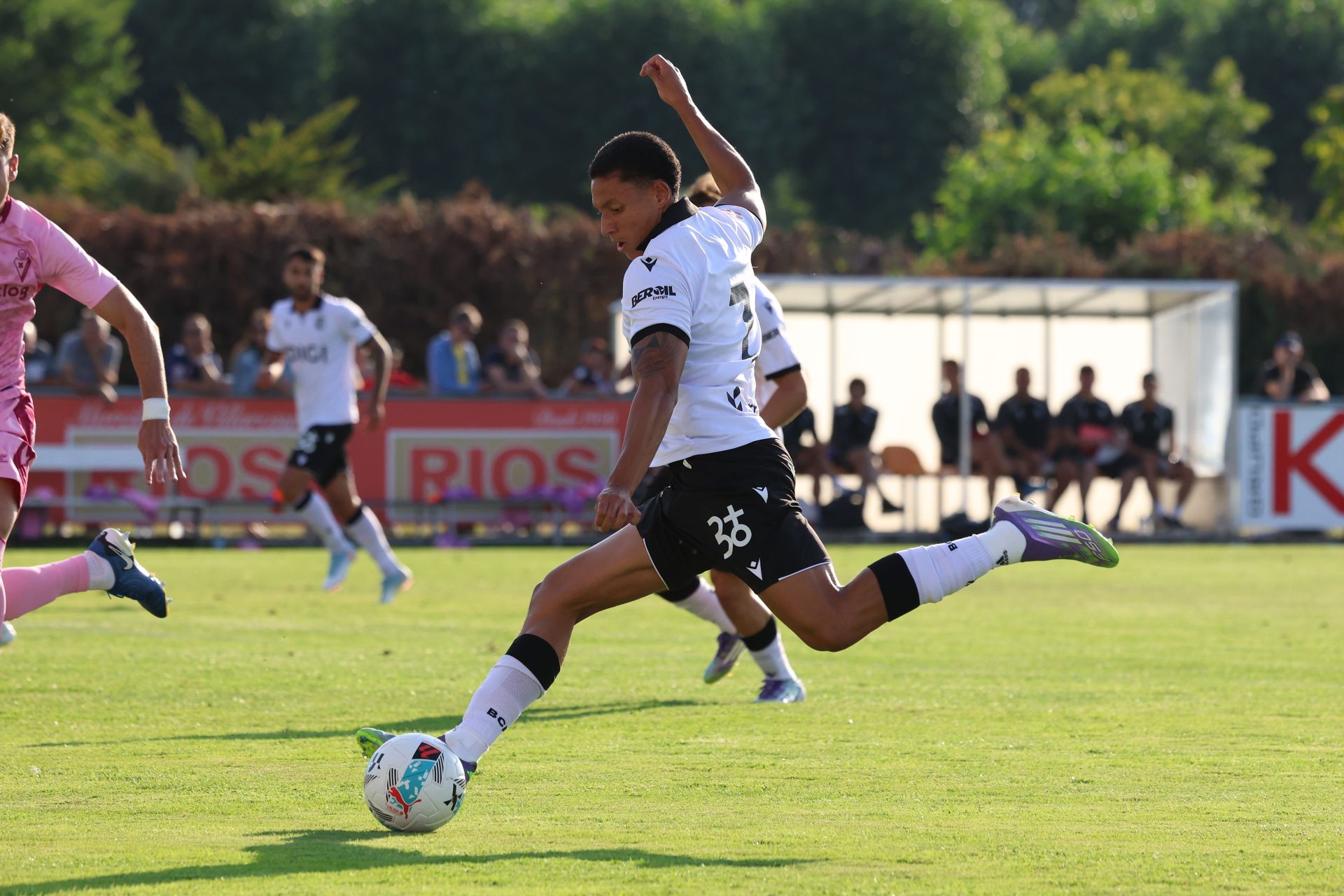 Todas las imágenes del tercer partido de pretemporada del Burgos CF