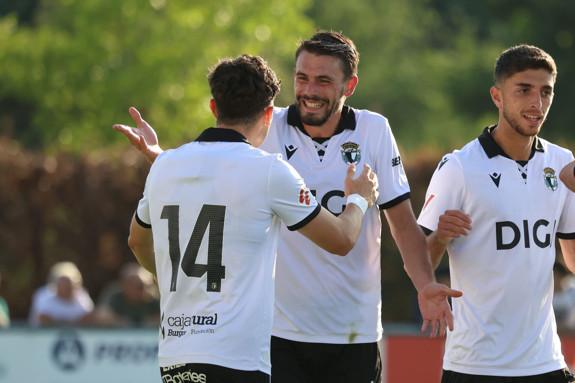 Todas las imágenes del tercer partido de pretemporada del Burgos CF