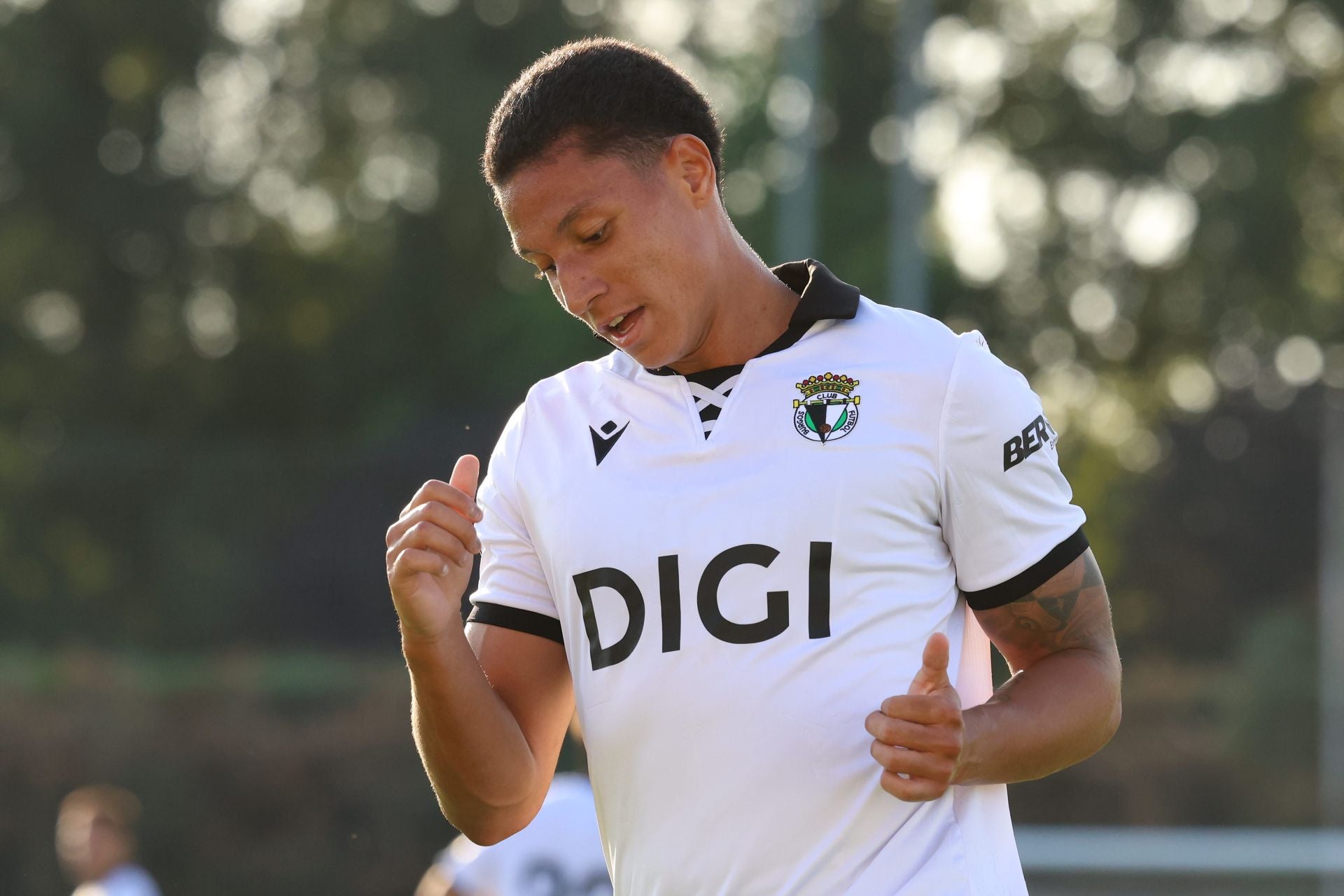 Todas las imágenes del tercer partido de pretemporada del Burgos CF