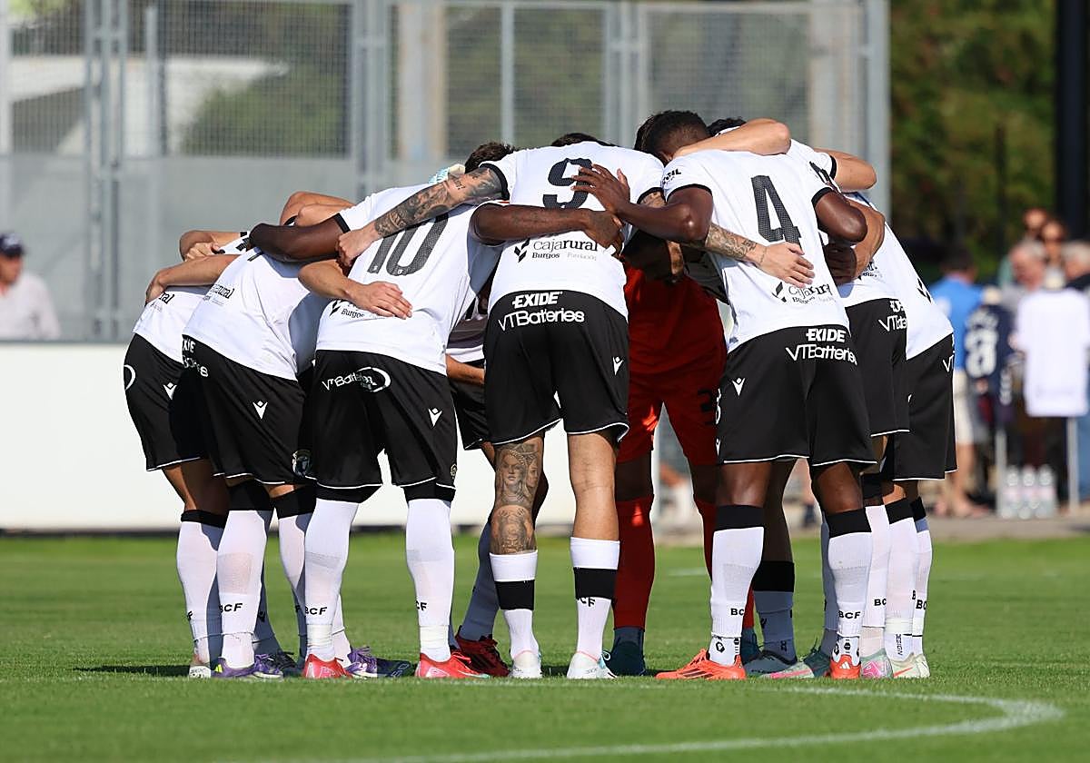 Todas las imágenes del tercer partido de pretemporada del Burgos CF