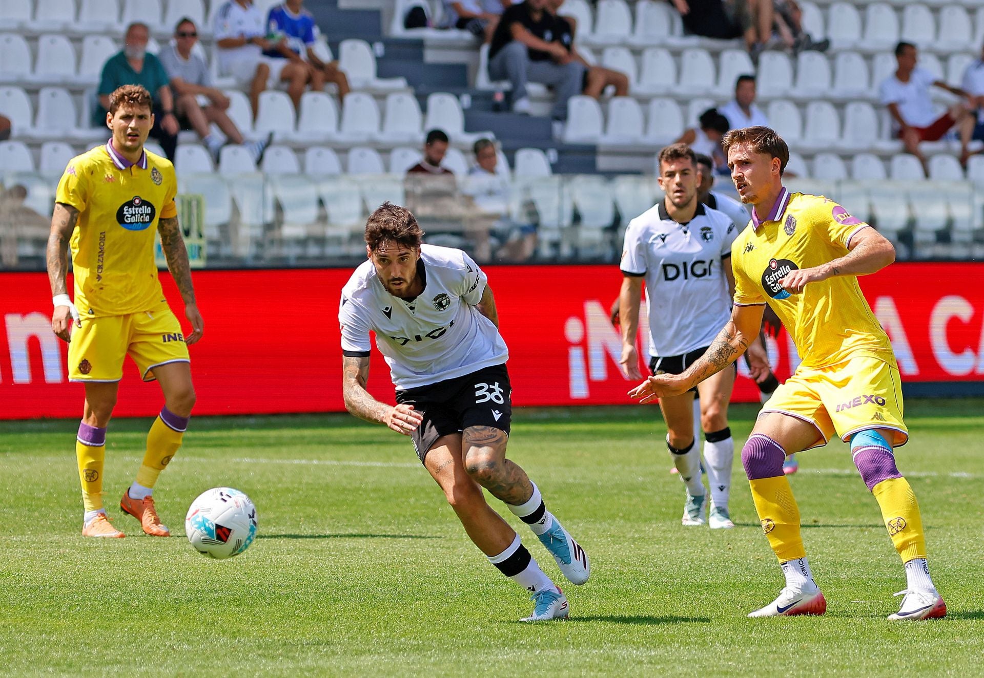Todas las imágenes del cuarto y último partido de pretemporada del Burgos CF