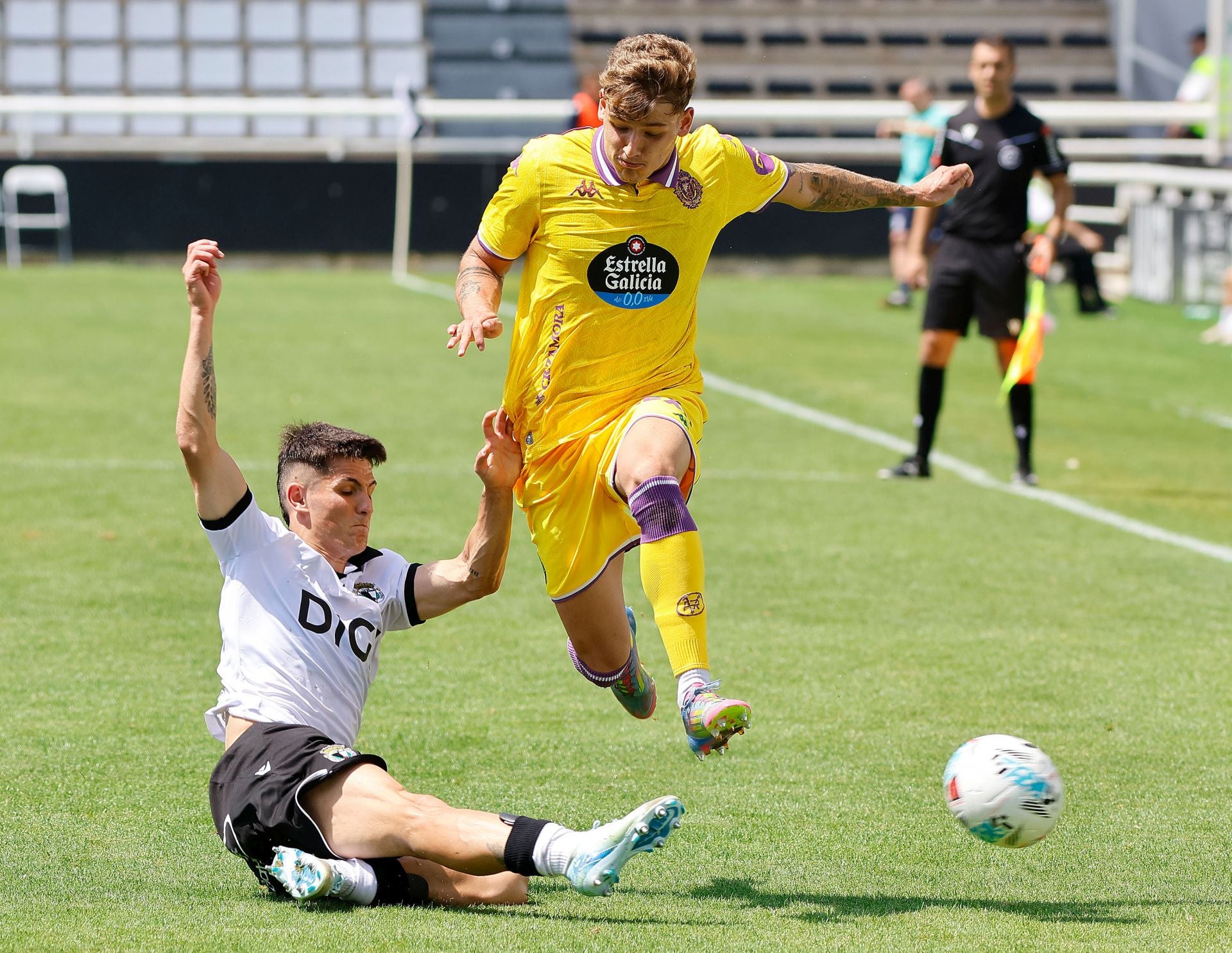 Todas las imágenes del cuarto y último partido de pretemporada del Burgos CF