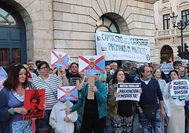 Protesta en Burgos contra la Junta por la gestión de los incendios forestales.