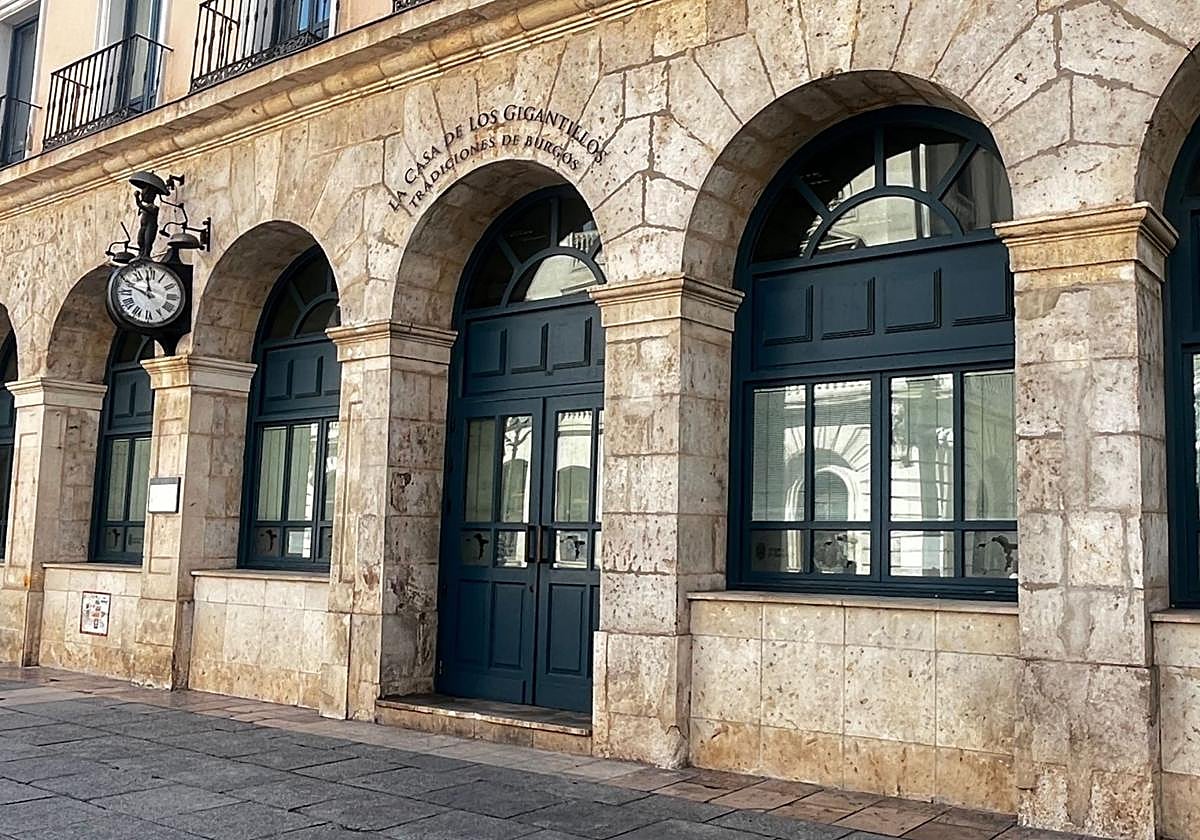 Actual Casa de los Gigantillos de Burgos.