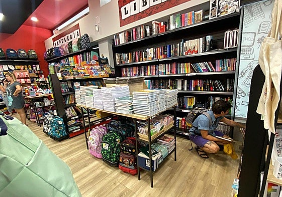 Diferentes establecimientos están preparados para la vuelta al cole.