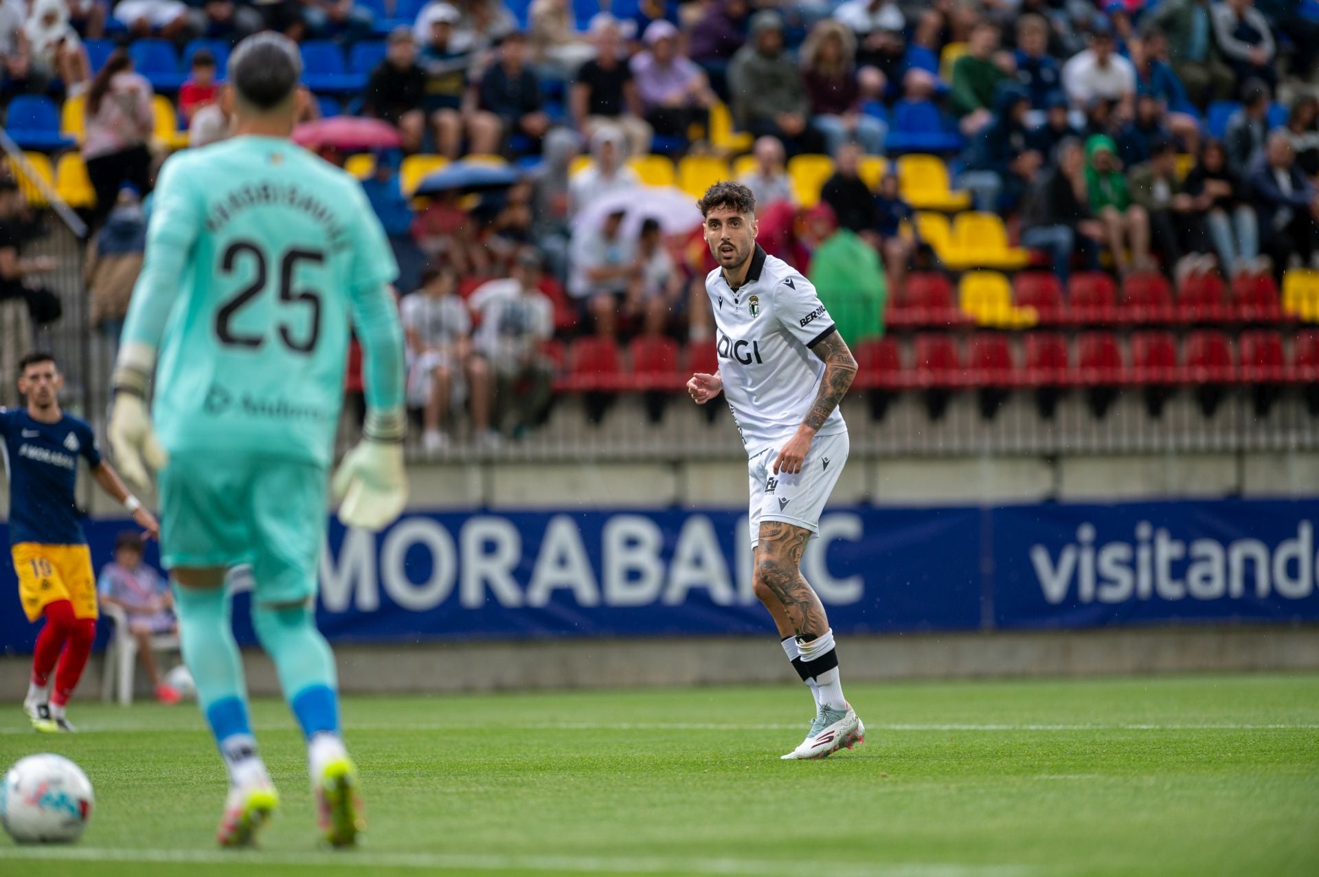 El partido del Burgos CF en Andorra, en imágenes