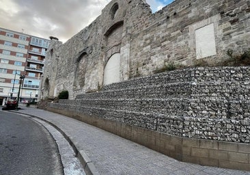 La marcha de las cigüeñas permite retomar las obras de en las ruinas del monasterio de San Francisco