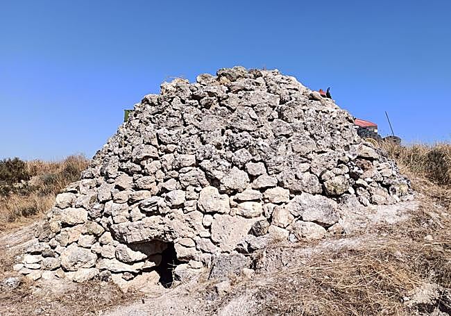 Una de las cabañas restauradas.