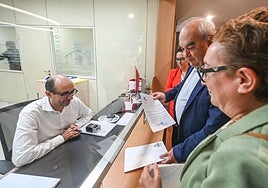 El presidente de Femebur, Andrés Hernando, presenta formalmente su candidatura a la presidencia de FAE.