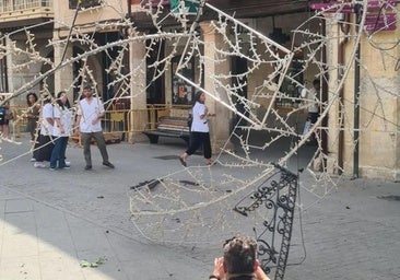 El PSOE de Aranda exige un informe sobre la seguridad de las luces ornamentales