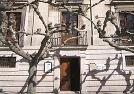 El Consulado del Mar acoge la Academia Provincial de Dibujo.