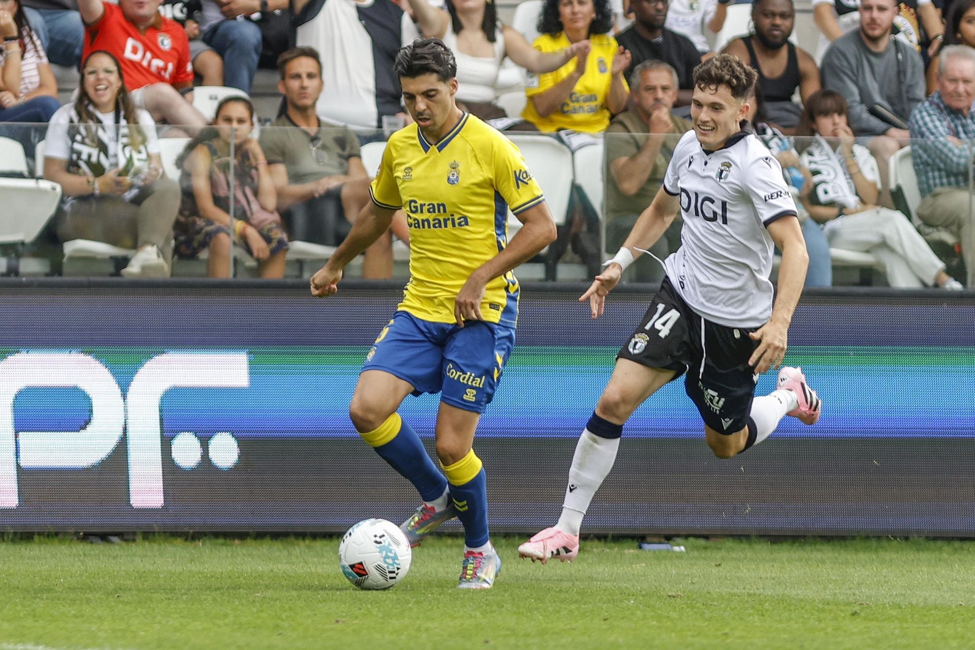 El Burgos CF - UD Las Palmas, en imágenes