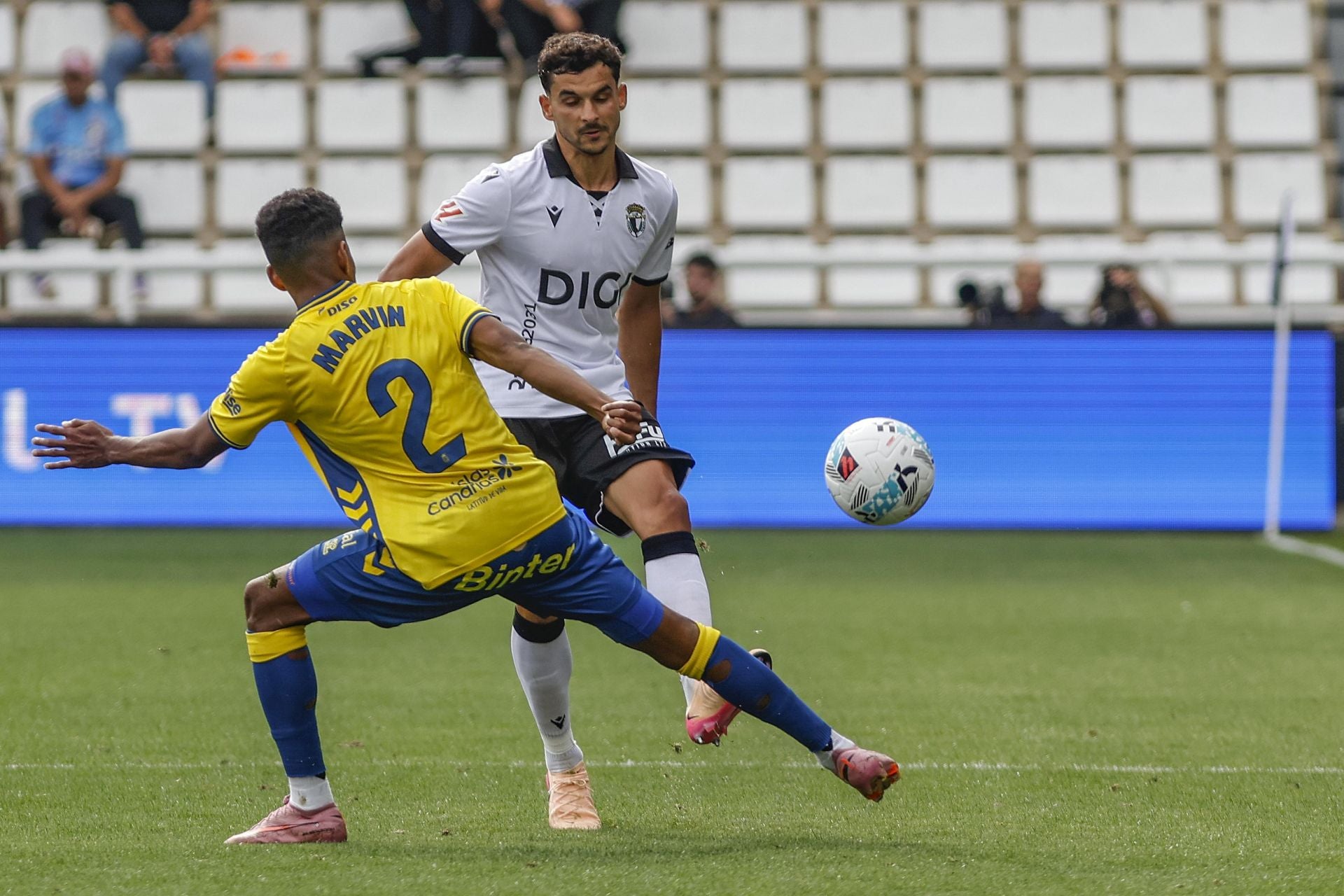 El Burgos CF - UD Las Palmas, en imágenes